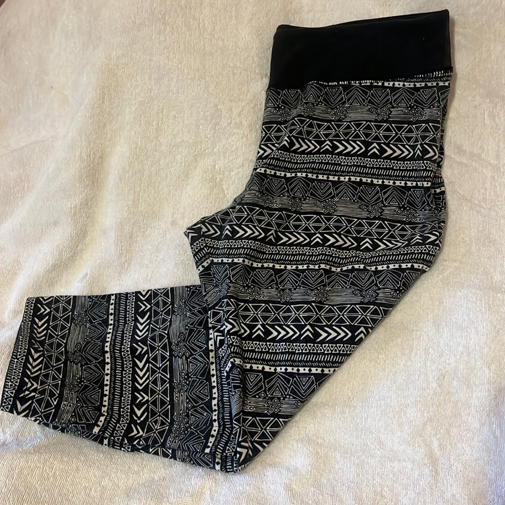 Patterned Leggings